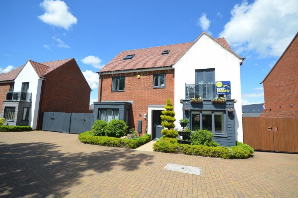 Higgs Row, TF3 5GD, 6 bedroom, Houses