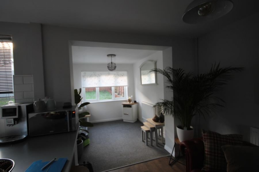 Images for 4 Newton Mere Drive