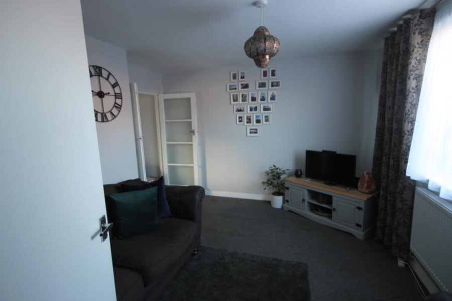 Images for 4 Newton Mere Drive
