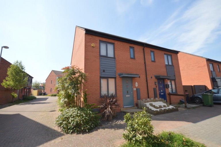 Pantulf Close