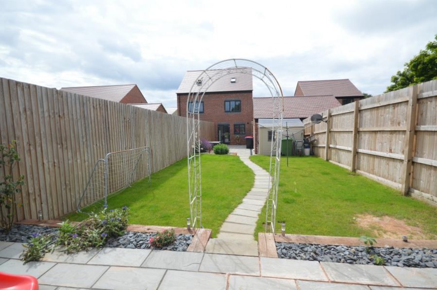 Images for Sandhole Crescent, Lawley