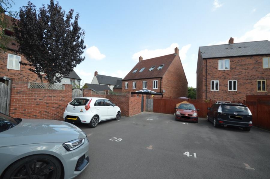 Images for Long Row Drive, Lawley 