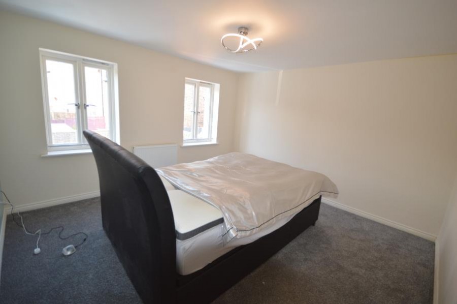 Images for Long Row Drive, Lawley 