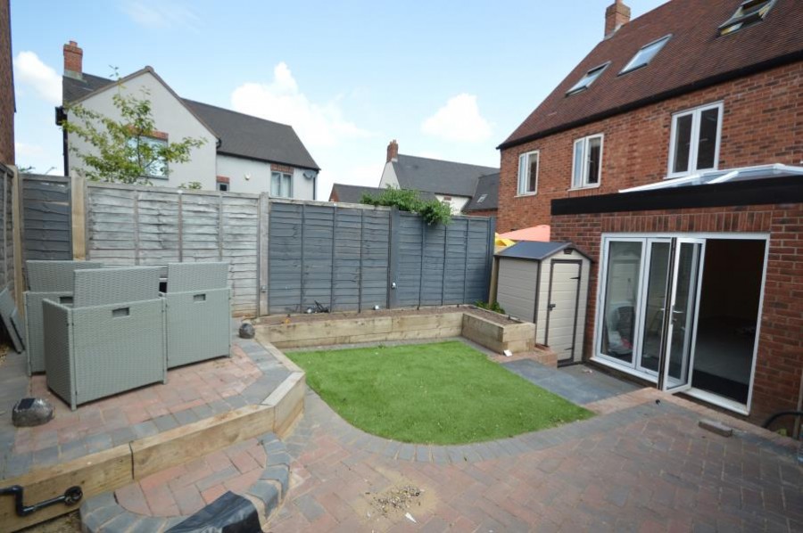 Images for Long Row Drive, Lawley 