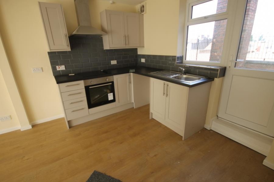 Images for OAKENGATES