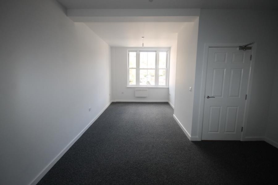 Images for OAKENGATES