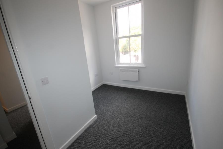 Images for OAKENGATES