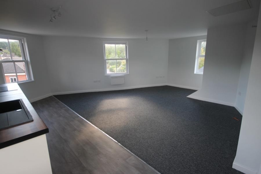 Images for OAKENGATES