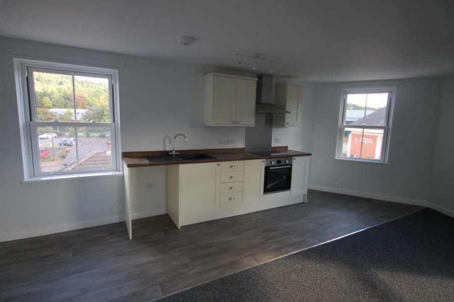 Images for OAKENGATES