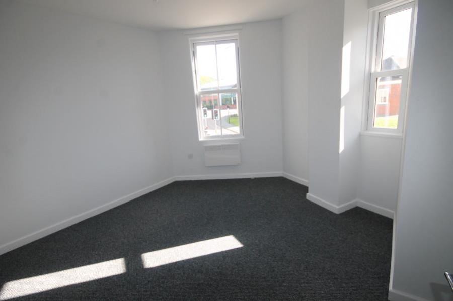 Images for OAKENGATES