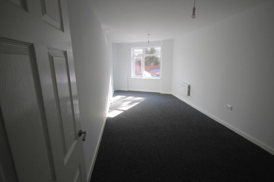 Images for OAKENGATES
