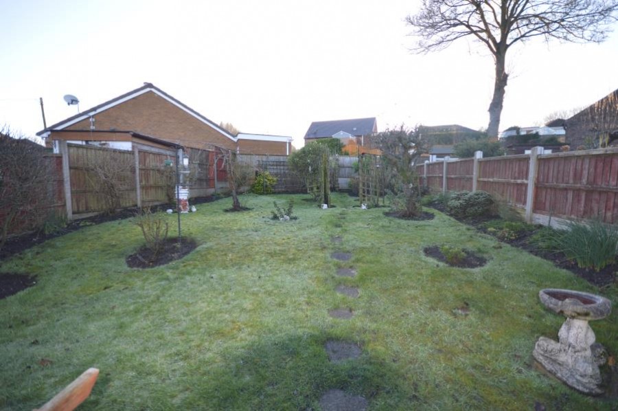 Images for East Road, Ketley Bank