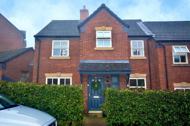 Glendale Gardens, Lawley