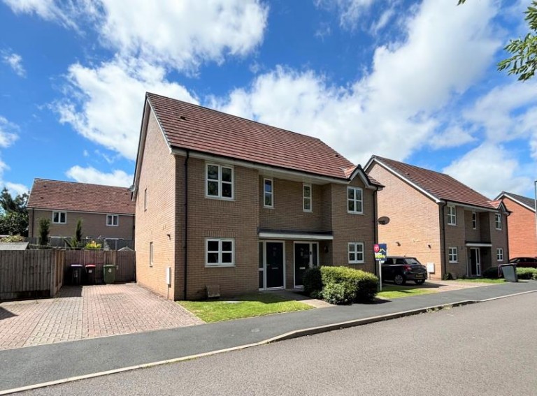 Raxster Drive, Snedshill St Georges